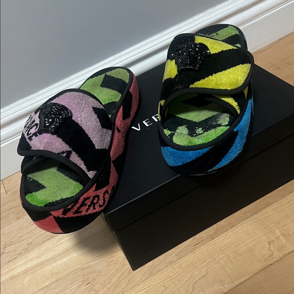 Versace Multicolor Patterned Slides - Picture 6 of 16